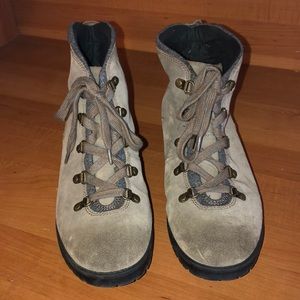 Clark’s Leather Water Resistant Hiking Boots